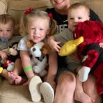 Profile Picture of Claudia Sparrow (@claudia.sparrow.79) on Facebook