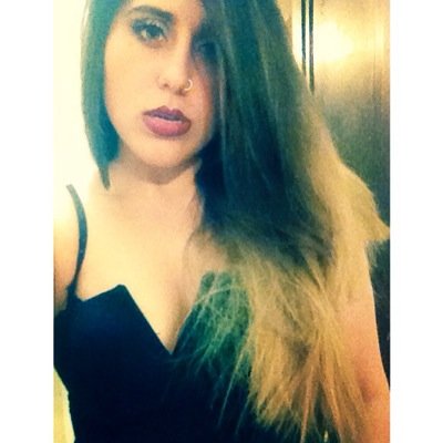Profile Picture of انريا (@AndreaCholagh) on Twitter