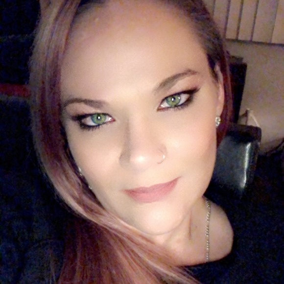 Profile Picture of Kimberly Licastro (@hu3ra_chula) on Poshmark