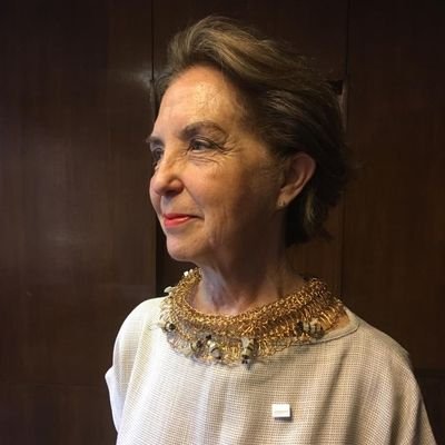 Profile Picture of Gloria Hutt Hesse (@GloriaHutt) on Twitter