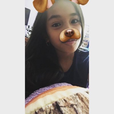 Profile Picture of Julianne Go (@JulianneGo23) on Twitter