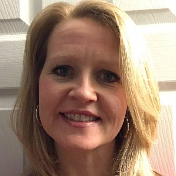 Profile Picture of Kelly Renye (@kellyod10) on Poshmark