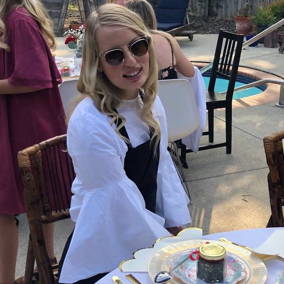 Profile Picture of Colette Wheeler (@colette_wheeler) on Poshmark