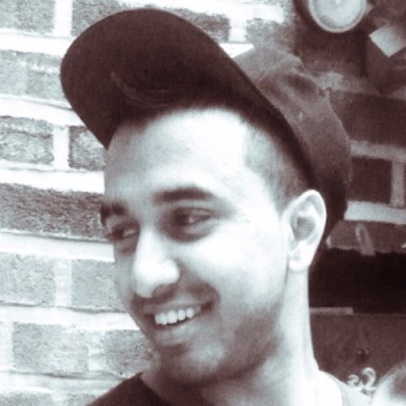 Profile Picture of Erfanul Saker (@sakere) on Poshmark