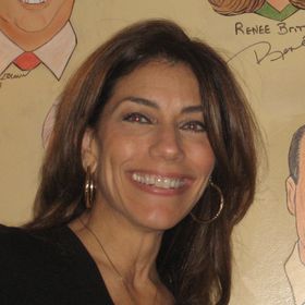 Profile Picture of Renee Britton (@reneevbritton) on Pinterest