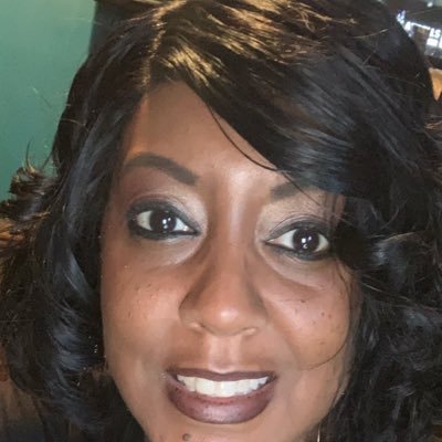 Profile Picture of April Crain (@april_necole) on Twitter