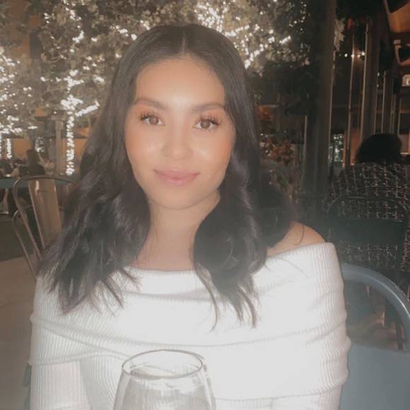 Profile Picture of Ariel Ochoa (@darielochoa) on Poshmark