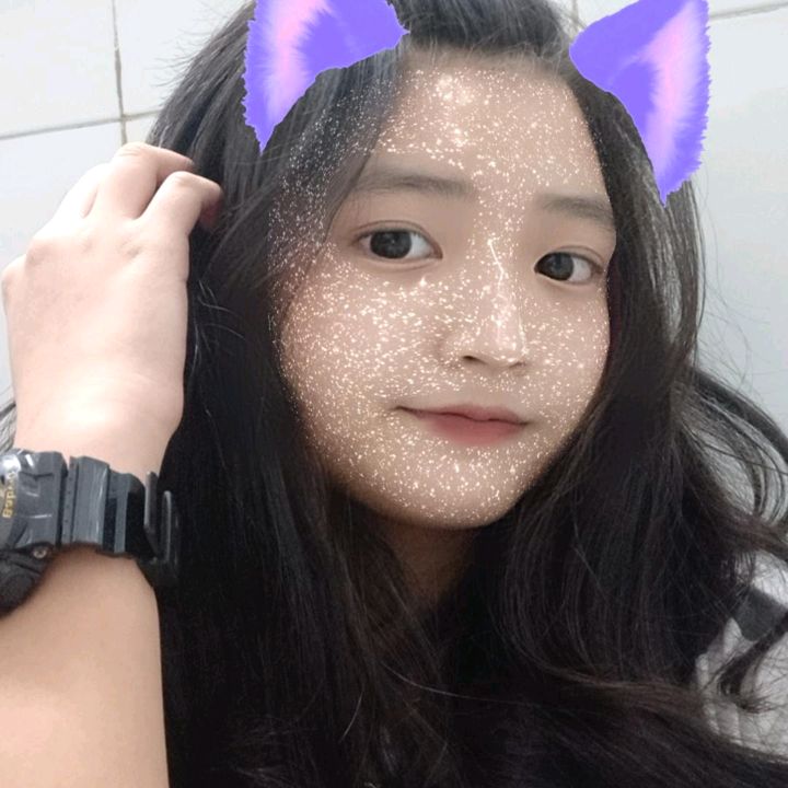 Profile Picture of 𝐓𝐡𝐚𝐧𝐡 𝐓𝐫ú𝐜🦈 (@@phyllis_store) on Tiktok