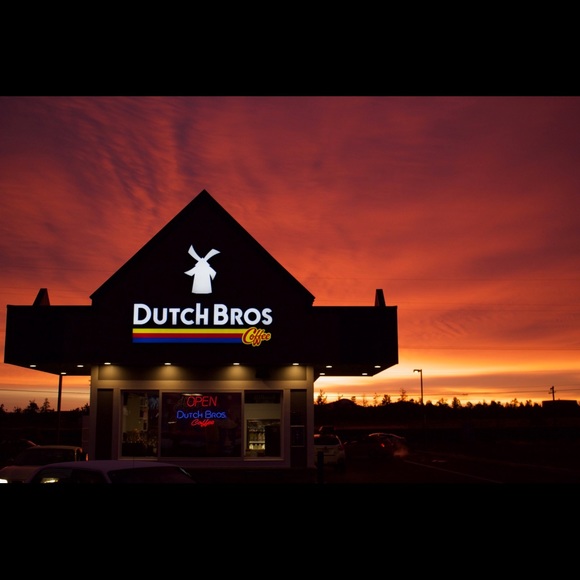 Profile Picture of Sam Manselle (@manselle11) on Poshmark