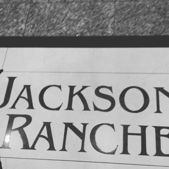 Profile Picture of Jorge Arredondo (@jorge_arredondo) on Poshmark