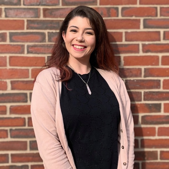 Brianna Silvia - Poshmark Profile Picture of Brianna Silvia (@briannasilvia) on Poshmark