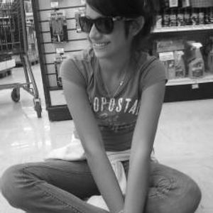 Profile Picture of Julia Farrar (@julia.farrar) on Myspace