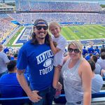 Profile Picture of Jonathan Barney (@urfavedinosaur) on Instagram