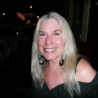 Profile Picture of Esther Weissman (@drestherphd) on Twitter