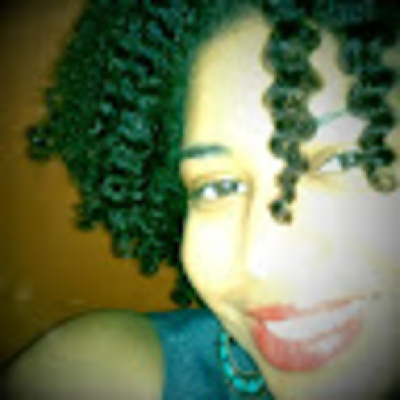 Profile Picture of Erika Stevenson (@passportnista) on Poshmark