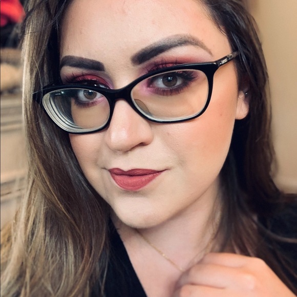 Profile Picture of Amy Blair (@amyeblair) on Poshmark