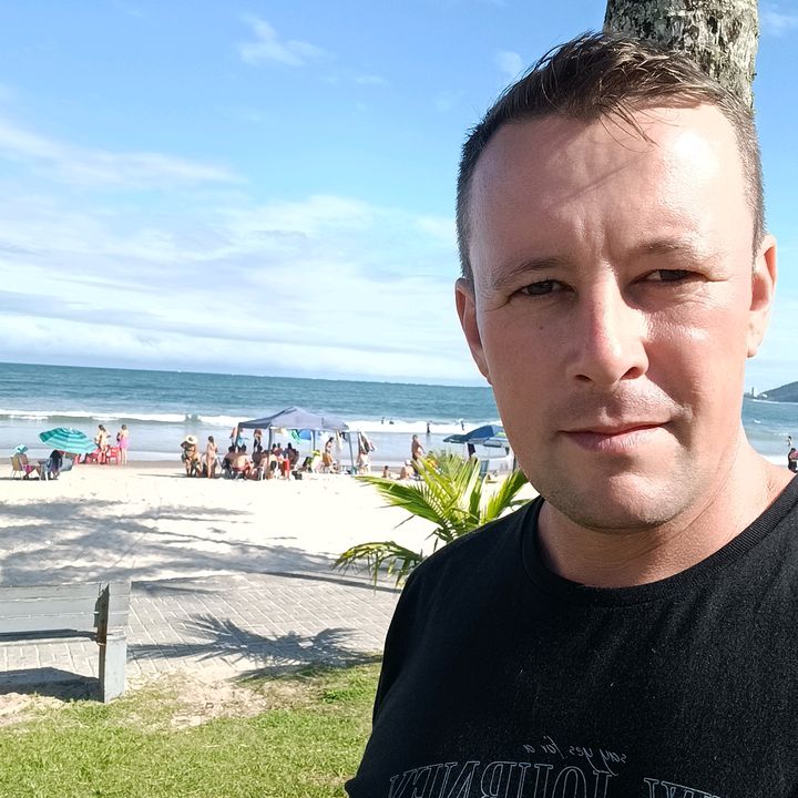 Daniel Stempinhak - Tiktok Profile Picture of Daniel Stempinhak (@stempinhak) on Tiktok