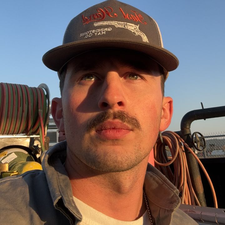 Profile Picture of clint davis (@clint982) on Tiktok