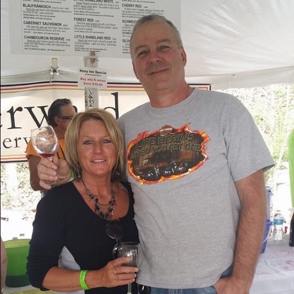 Profile Picture of Kim Spangler (@kspangler10) on Poshmark