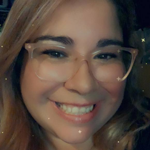 Profile Picture of Jessica Moitoza (@jessicamoitoza) on Poshmark