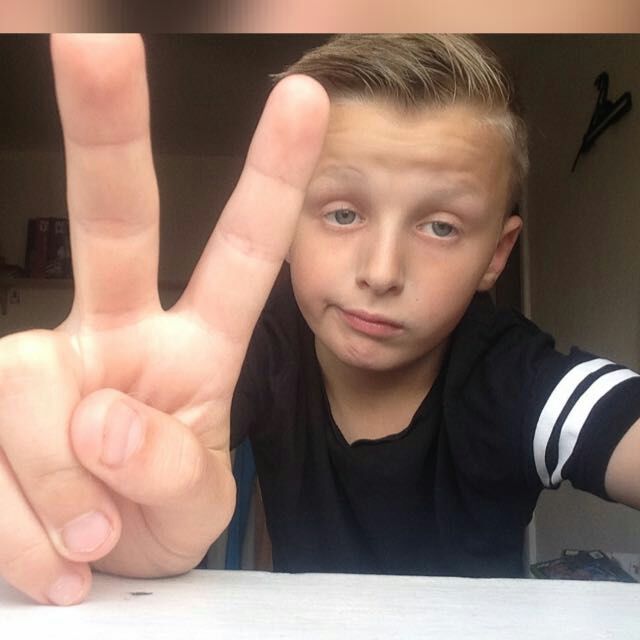 Profile Picture of Warren hazell (@wizzawazza123haz3ll) on Tiktok