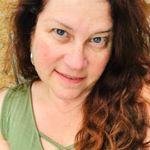 Profile Picture of Debbie Kaminsky (@alicetaen) on Instagram