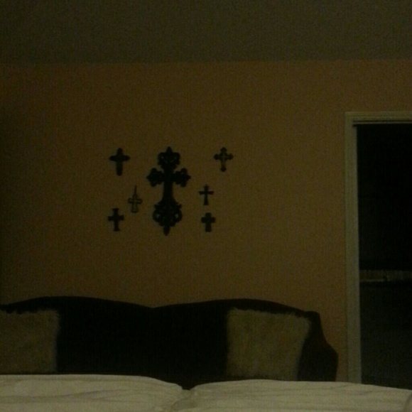 Profile Picture of Kelly Teames (@kali0523) on Poshmark