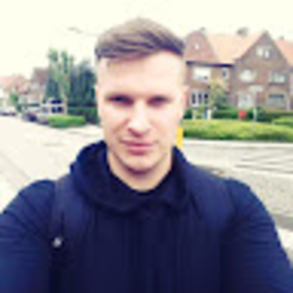 Profile Picture of Arseniy Lesiuk (@arseniylesiuk) on Poshmark