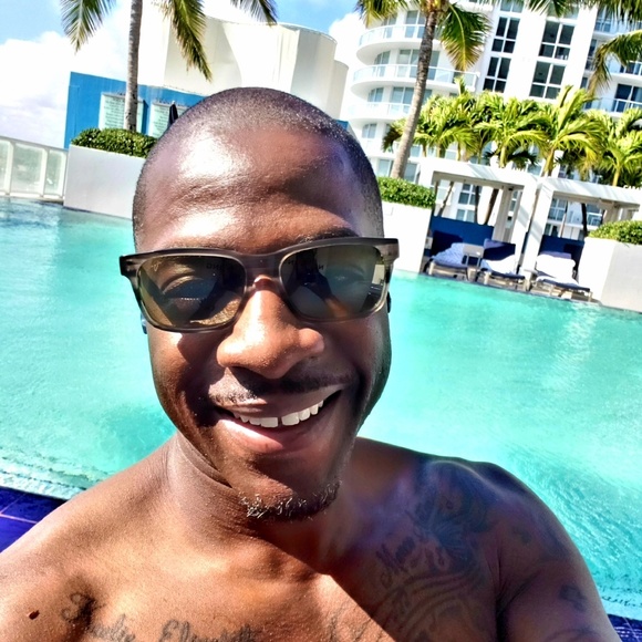 Profile Picture of Jamahl Wimberley (@jamahlw) on Poshmark