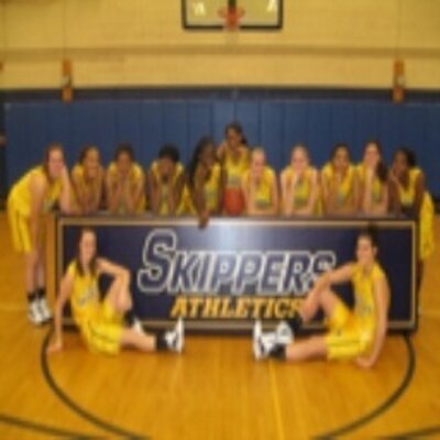 Profile Picture of Julia Monroe (@JuliaMonroe17) on Twitter