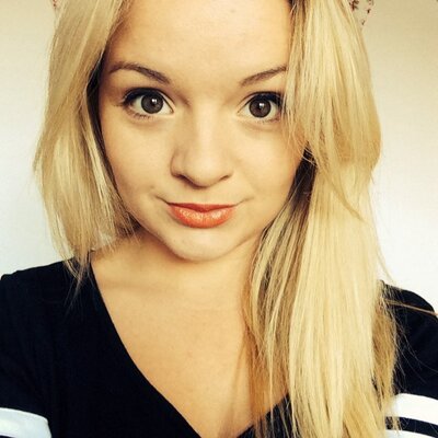 Profile Picture of Vicky Lamb (@VickyLamb1232) on Twitter
