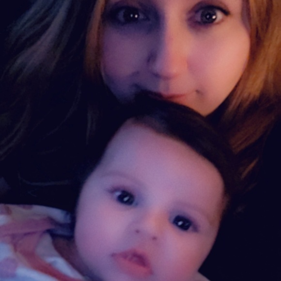 Profile Picture of Hailey Gusich (@haileybug451) on Poshmark