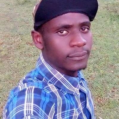 Profile Picture of Steve Mola (@SteveMola8) on Twitter