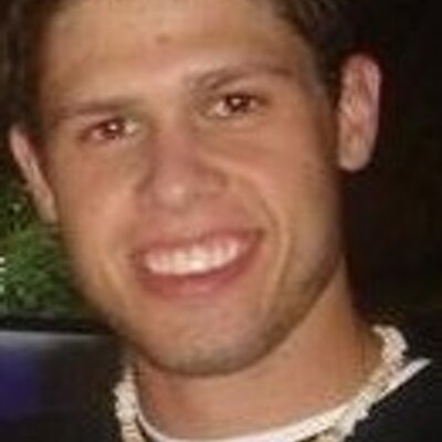 Profile Picture of Calvin Bryant (@corbi11) on Twitter