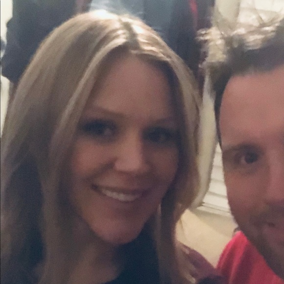 Profile Picture of Darrelle Minckler (@pnwlovely) on Poshmark