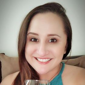 Christine Vazquez - Pinterest Profile Picture of Christine Vazquez (@ojosvzqz) on Pinterest