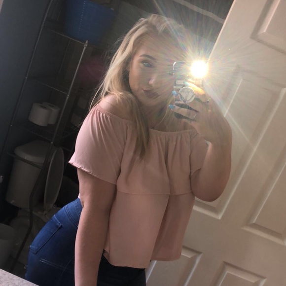 Profile Picture of Trinity Wright (@trinitywright2) on Poshmark