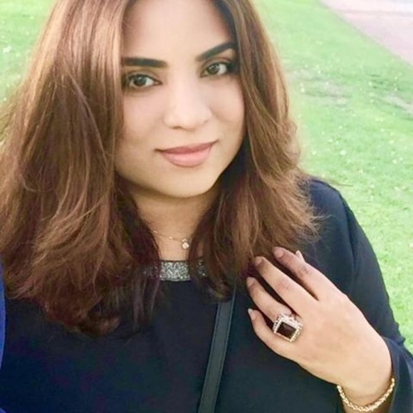 Profile Picture of Mariam Shah (@mariamshah19) on Poshmark