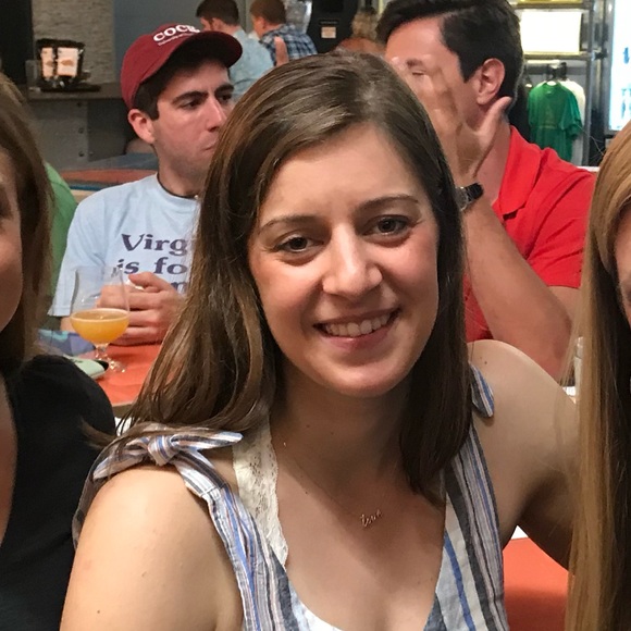 Profile Picture of Rachel Danneman (@rhdanneman) on Poshmark