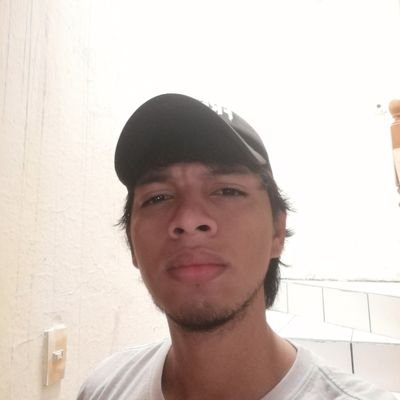 Profile Picture of Fabián De León (@FabinDeLen7) on Twitter