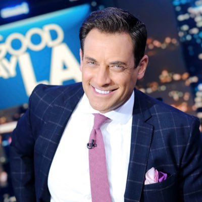 Profile Picture of Dan Cohen (@DanCohenFOX11) on Twitter