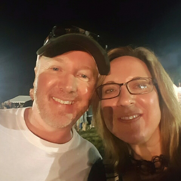 Profile Picture of Susie Krogman (@susiewhocares) on Poshmark