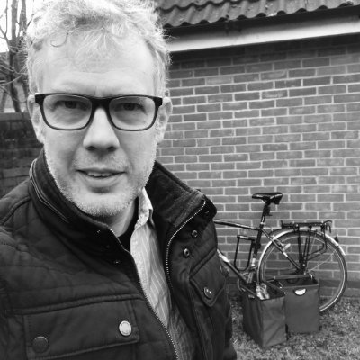 Profile Picture of Dave Walker (@davewalker) on Twitter