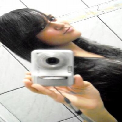 Profile Picture of Priscila Paula (@pry_paulaa) on Twitter