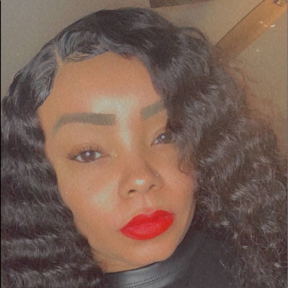 Profile Picture of Lakendra Martin (@lakendra_martin) on Poshmark