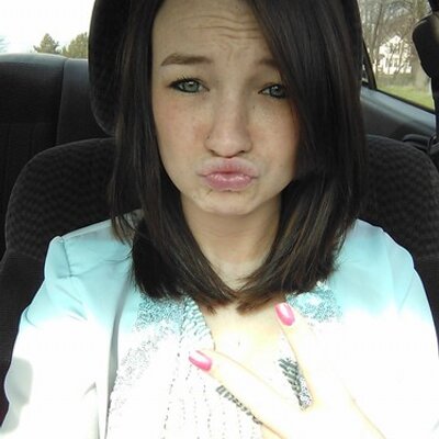 Profile Picture of Jessica Hope Unruh (@JessicaHopeRoo) on Twitter
