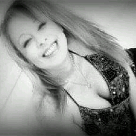 Profile Picture of Stacie Porter (@staciep1964) on Poshmark