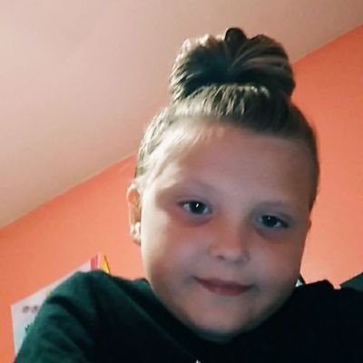 Profile Picture of Hannahmichaelson (@hannahm84259869) on Twitter