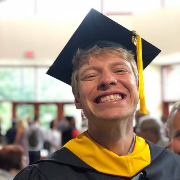 Profile Picture of Joseph Tobin (@joseph_tobin) on Poshmark