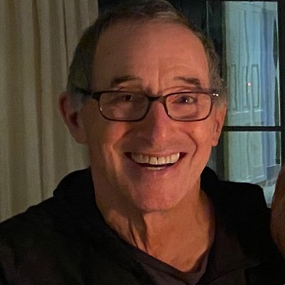 Profile Picture of Daniel Pepper (@ApplebeePepper) on Twitter